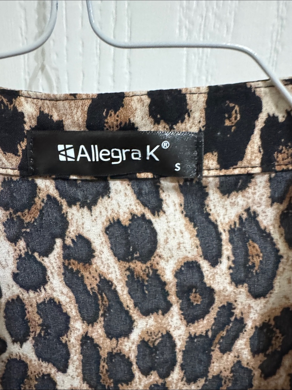 Allegra K Leopard Print Blouse Women’s Small V Neck Tie Front Long Sleeve NWOT. - Picture 9 of 15